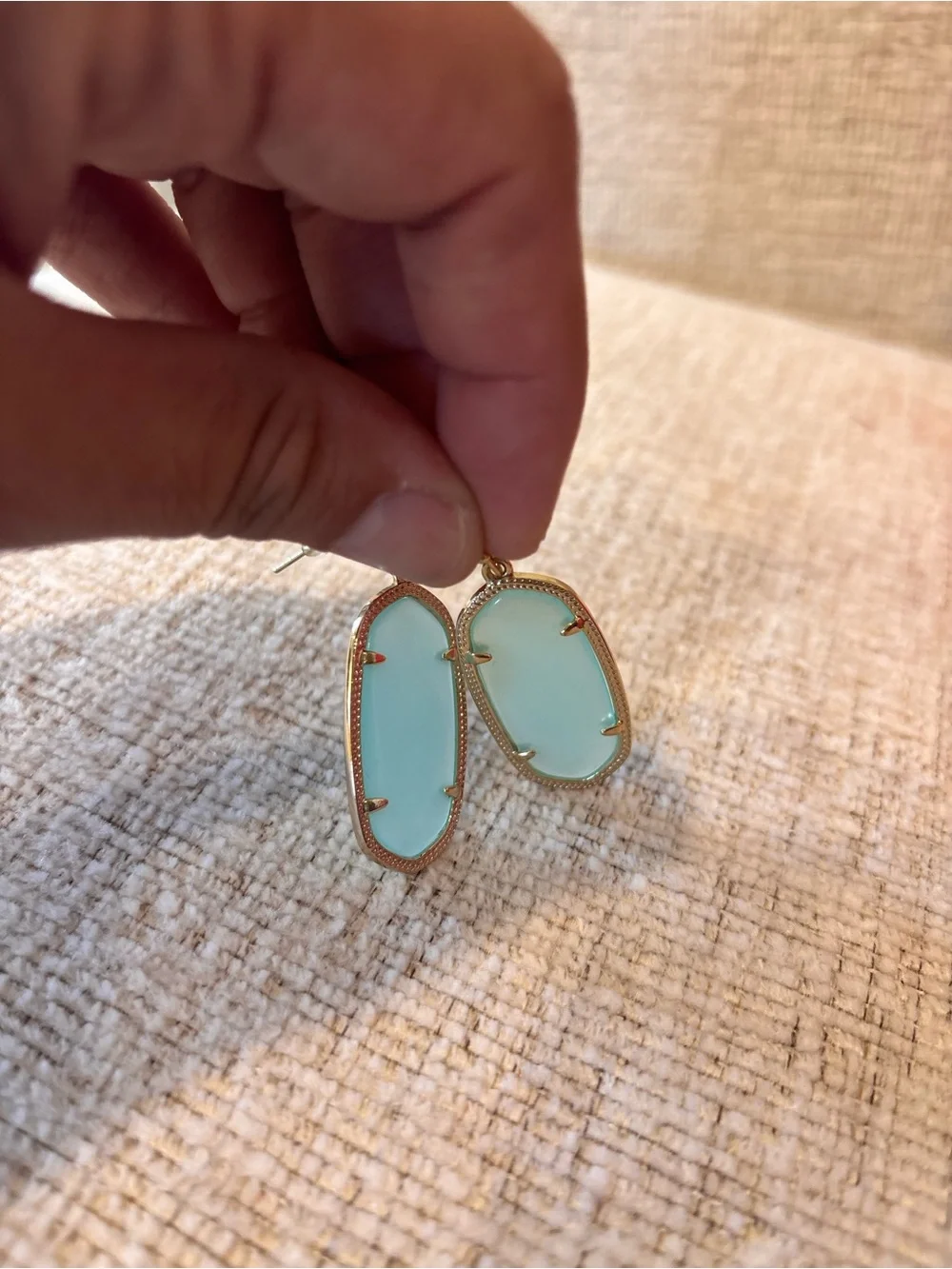 Kendra Scott Danielle drop Earrings Light Green Chalcedony gold tone